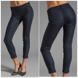 J Brand Mid-rise Zip Capri in Clean Rinse Size 27